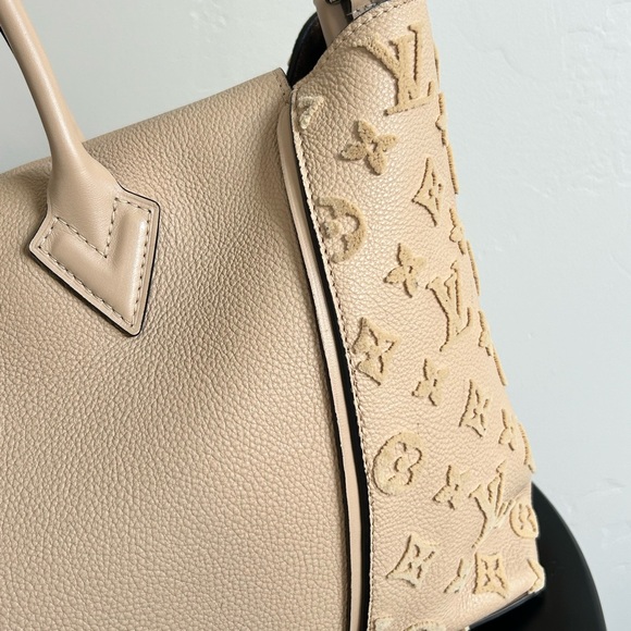 Louis Vuitton Veau Cachemire Tote W PM - Picture 5 of 14